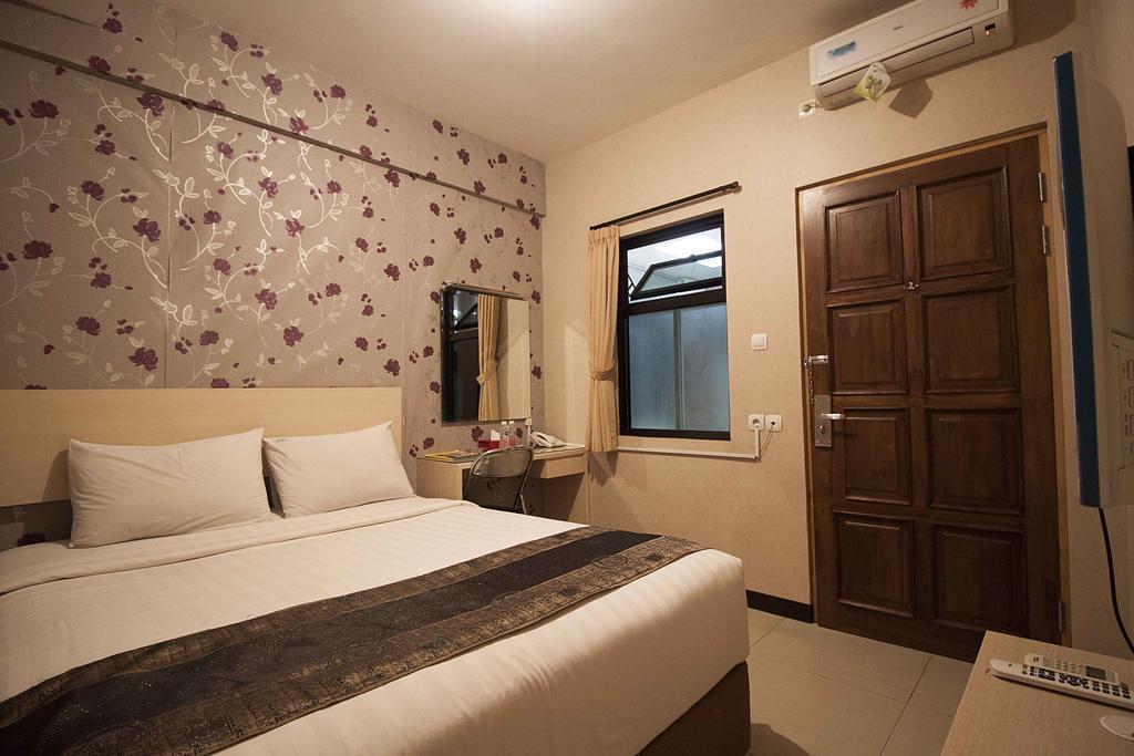 Mine Home Hotel Bandung Exterior photo